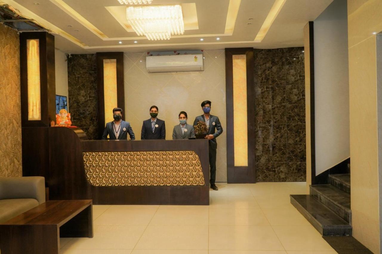 Hotel Meenakshi Hoshangabad Exterior photo